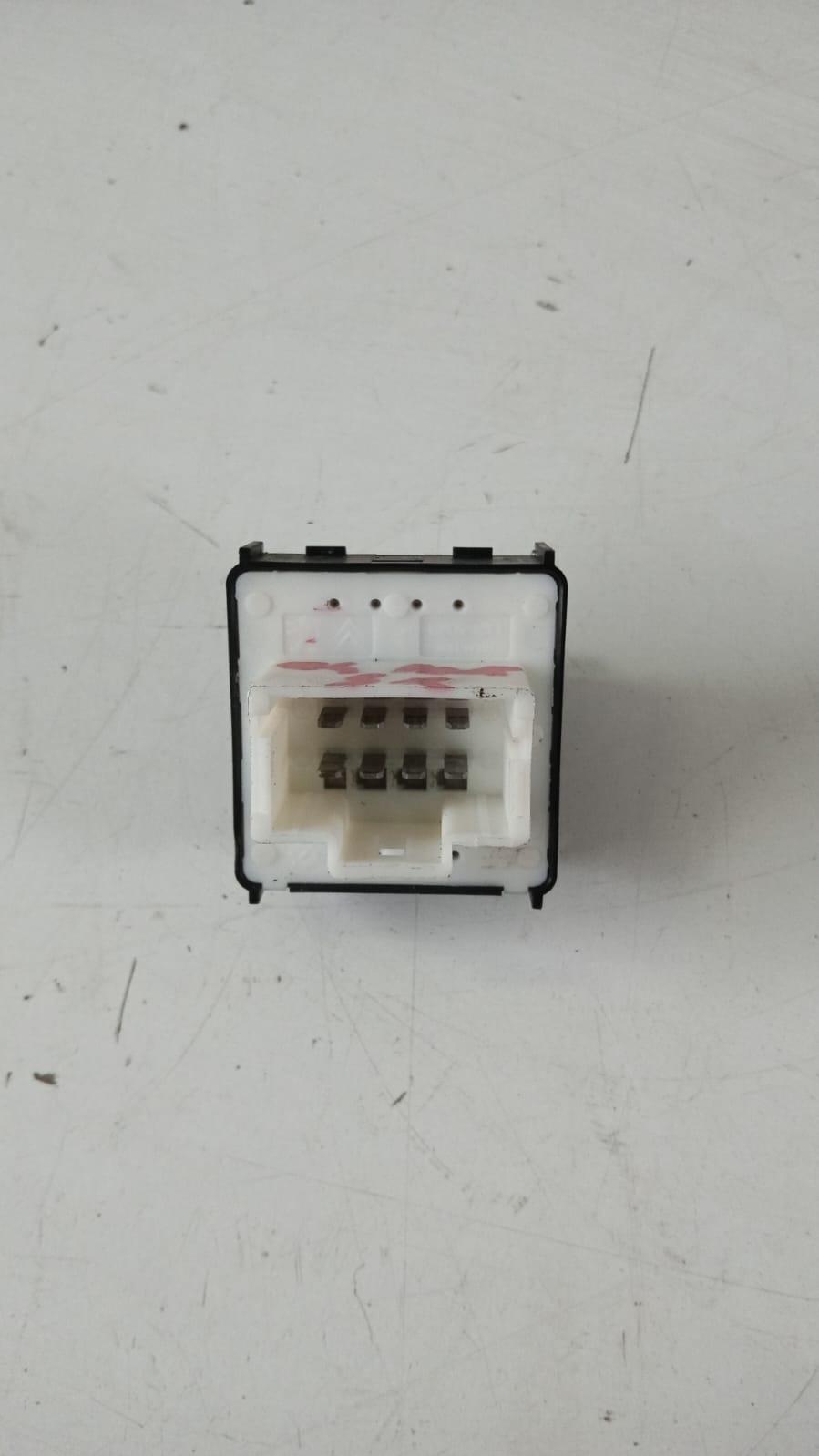Pulsantiera Anteriore Sinistra CITROEN C4 Cactus