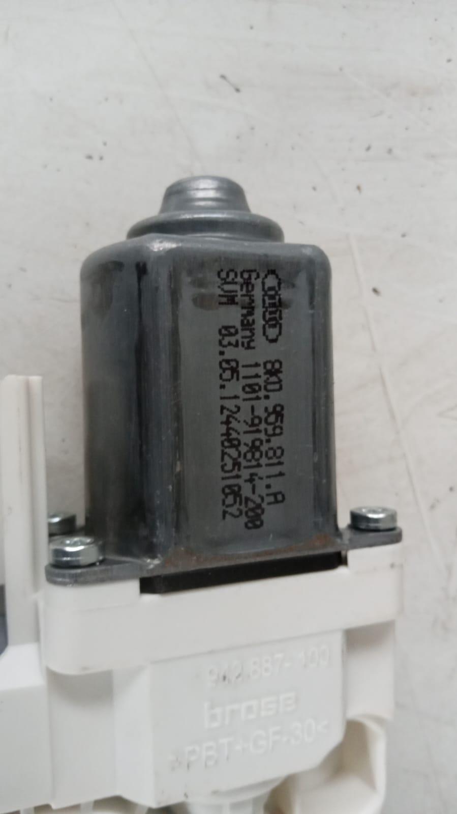 Motorino Alzavetro Posteriore Sinistro AUDI A6 Allroad Serie (4GJ) (14>)