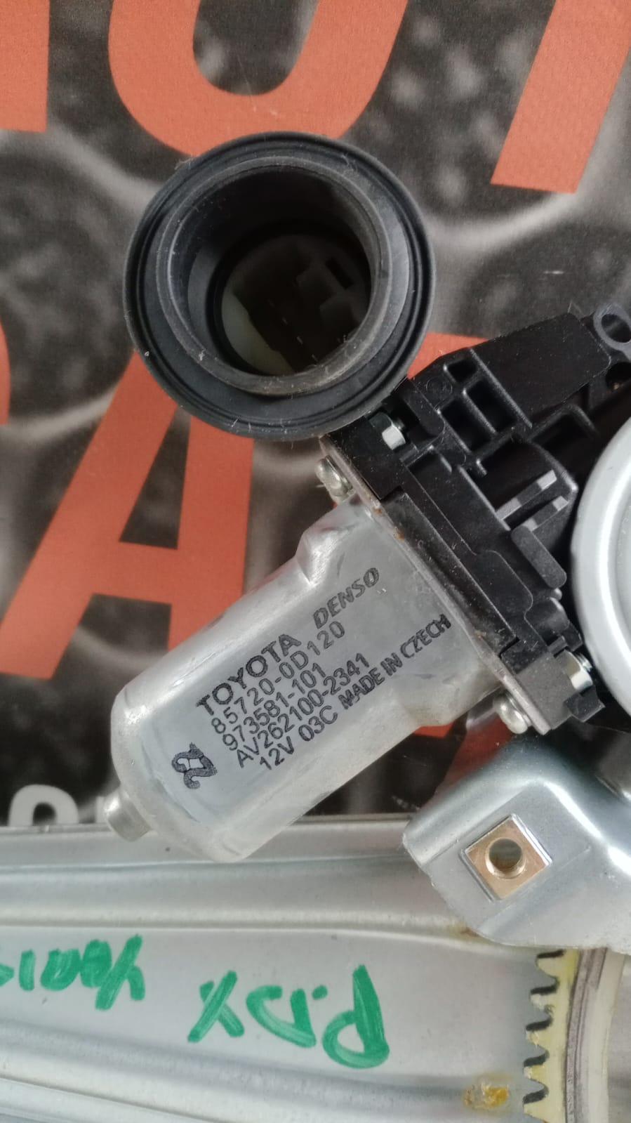 Meccanismo alzavetro Post. DX TOYOTA Yaris Serie (17>20)
