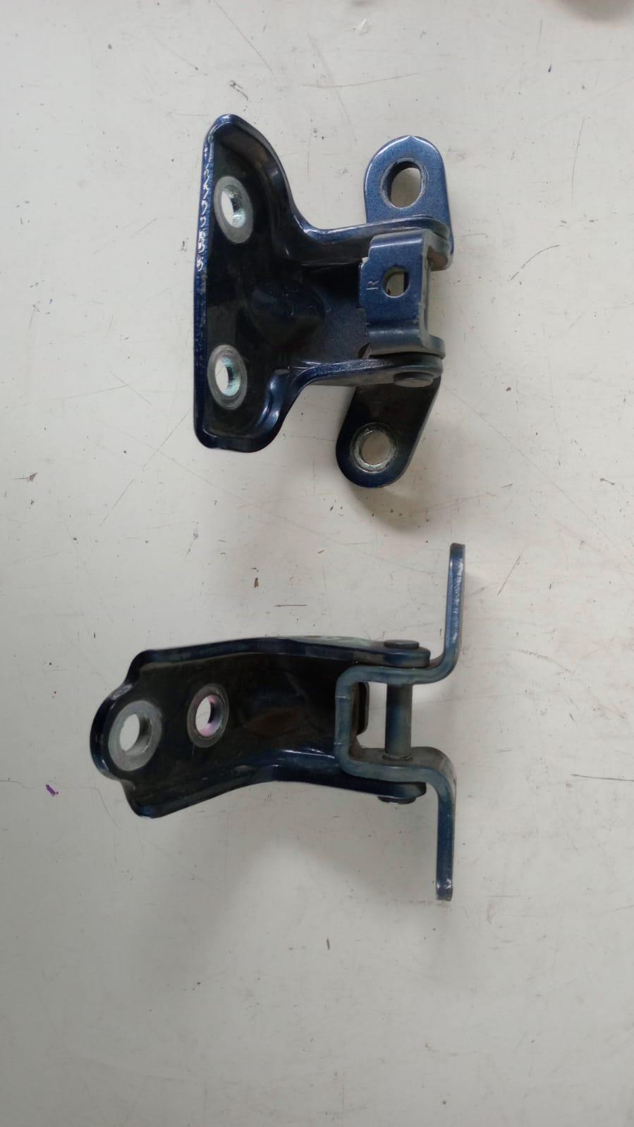 Coppia cerniere porta posteriore DX KIA CEED Sportwagon Serie (CD) (18>)