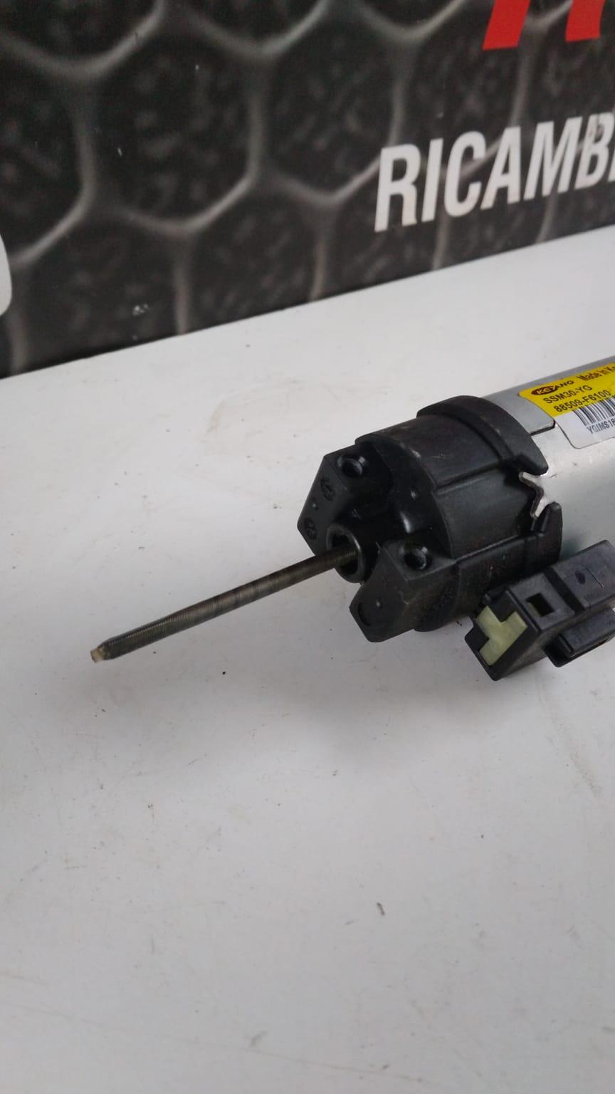 Motorino regolazione sedile SX KIA CEED Sportwagon Serie (CD) (18>)