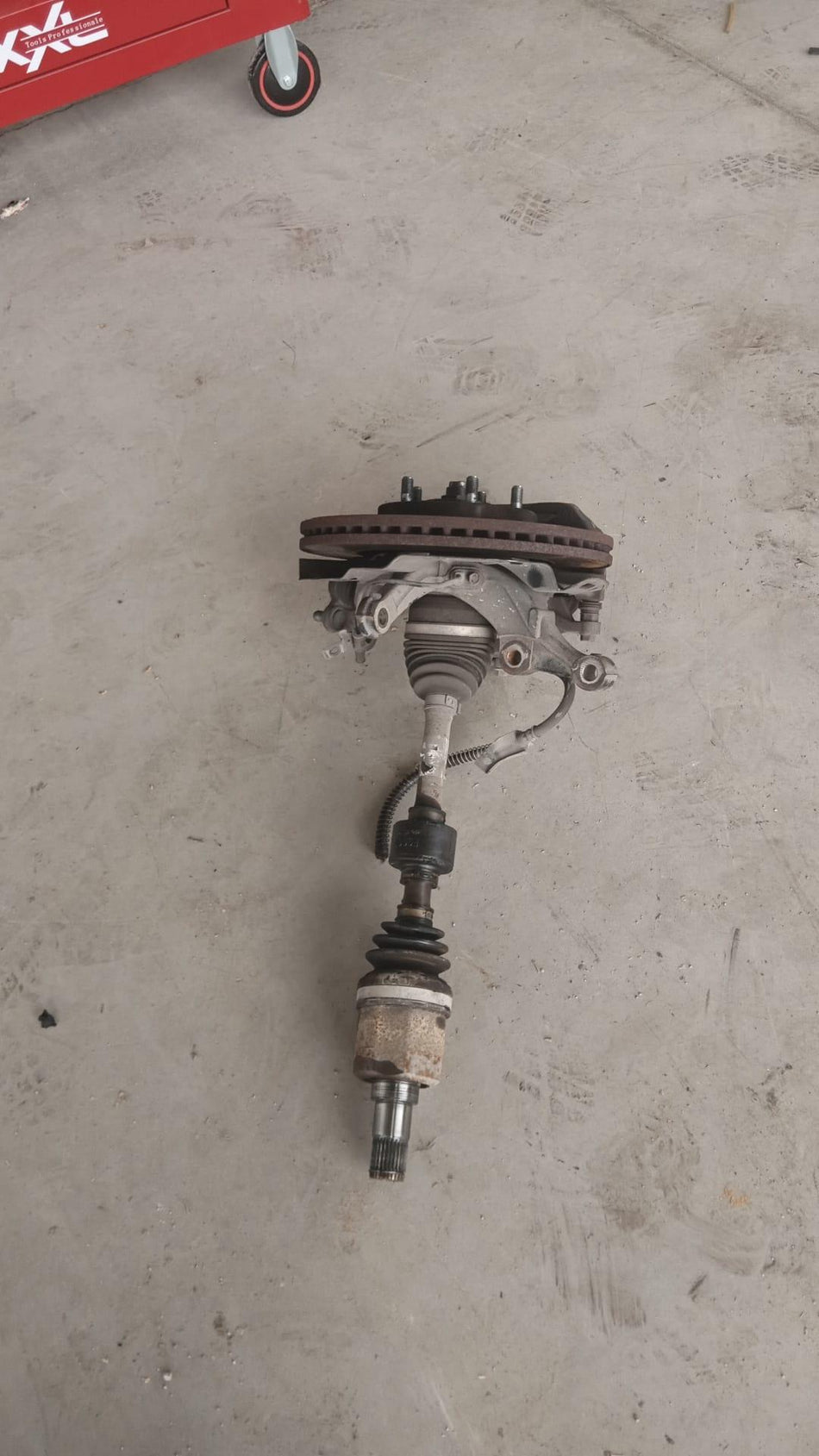 Mozzo ruota Anteriore Sinistra KIA CEED Sportwagon Serie (CD) (18>)