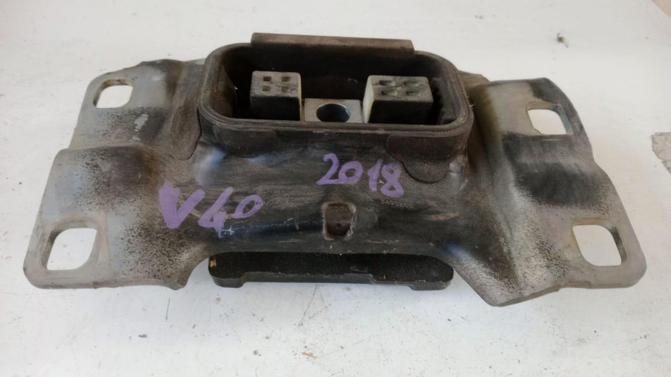 Supporto motore VOLVO V40 Serie (16>)