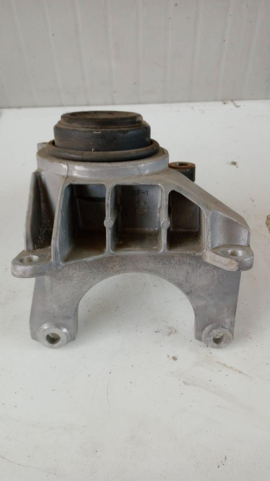 Supporto motore NISSAN Qashqai Serie