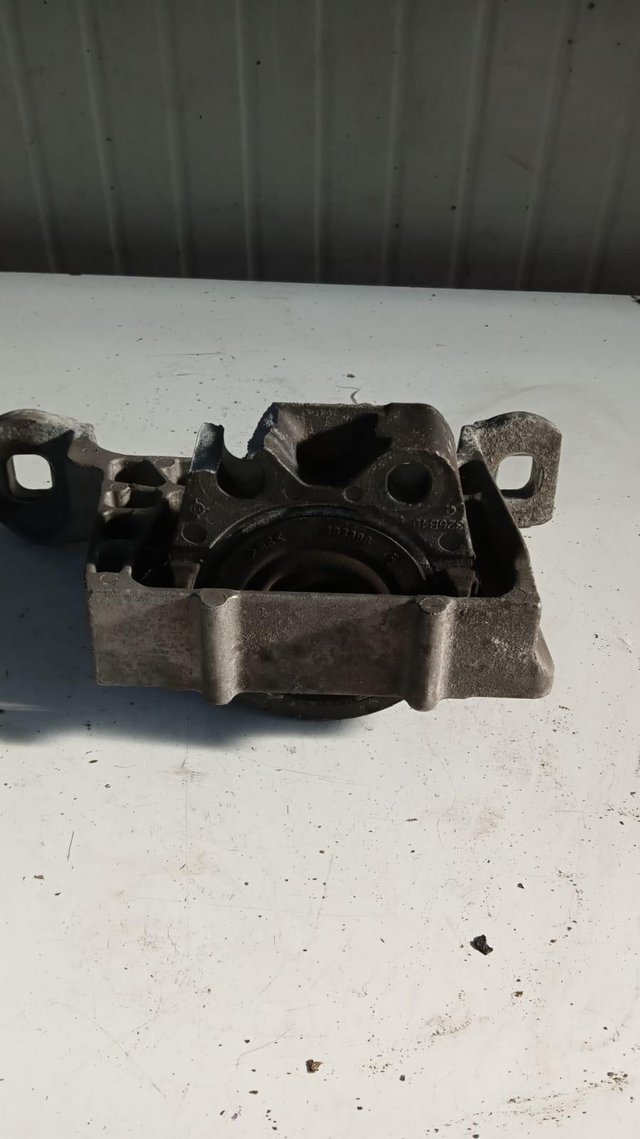 Supporto motore FORD Focus S. Wagon 4° Serie