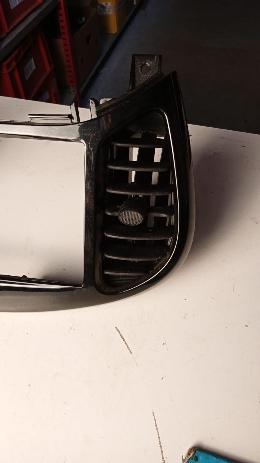 Bocchette Aria Centrale NISSAN Juke Serie F15