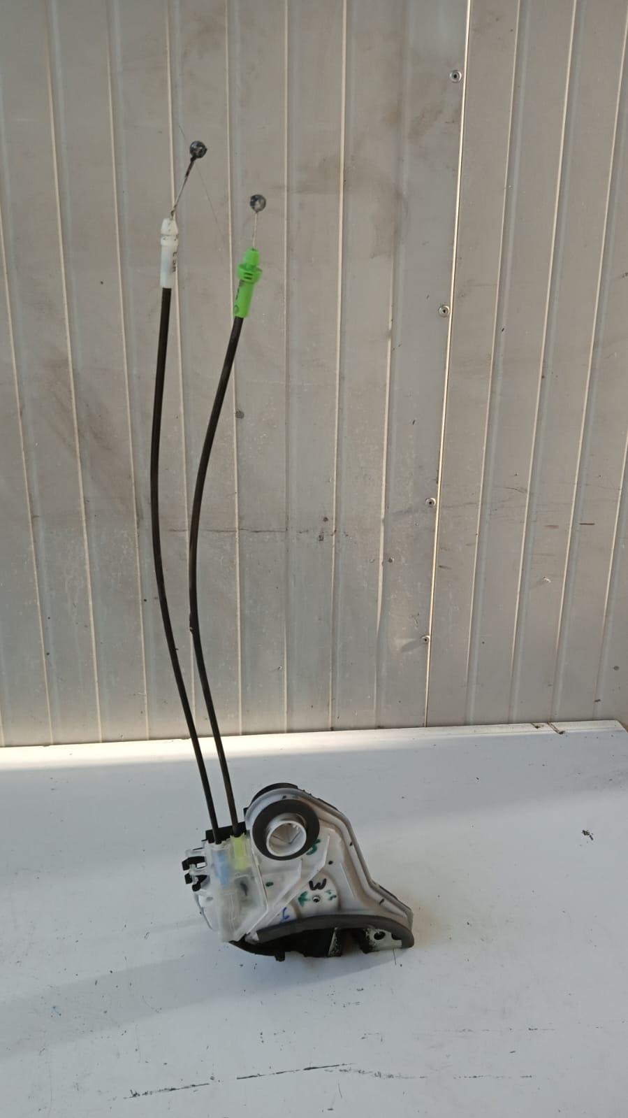Serratura Posteriore destra TOYOTA Aygo 3° Serie