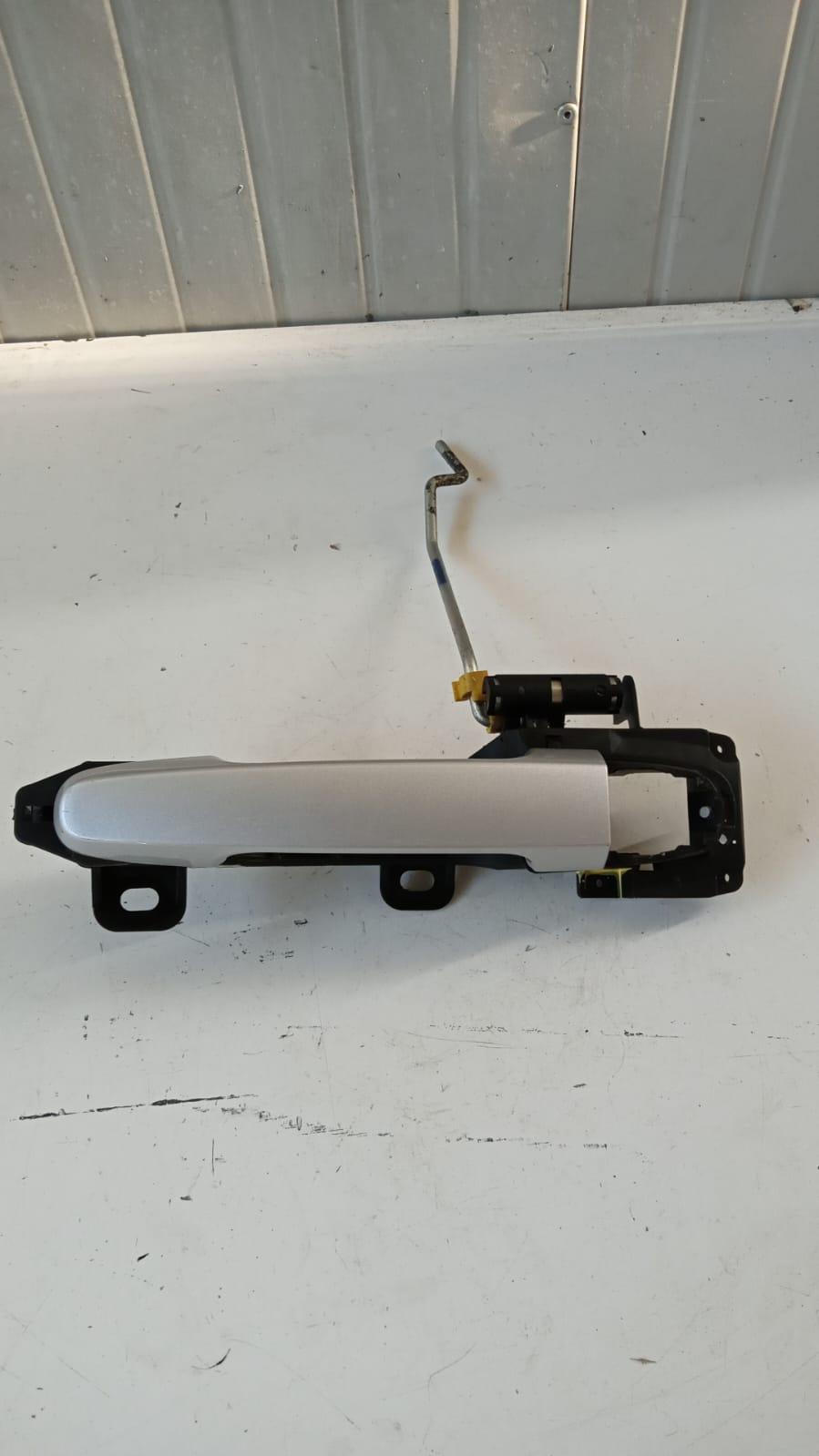 Maniglia esterna Anteriore Sinistra TOYOTA Aygo 3° Serie