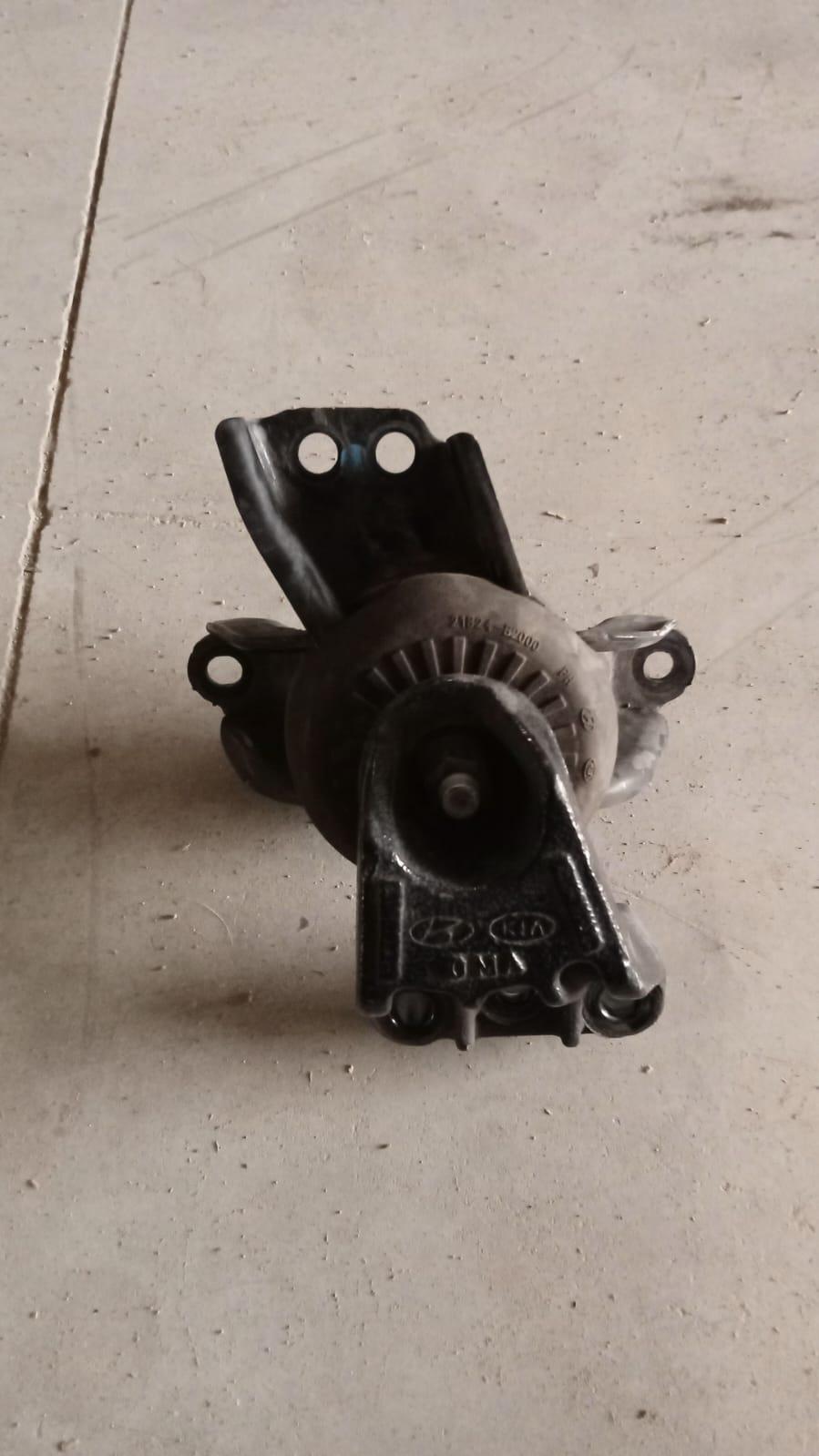 Supporto motore KIA Carens Serie (13>18)