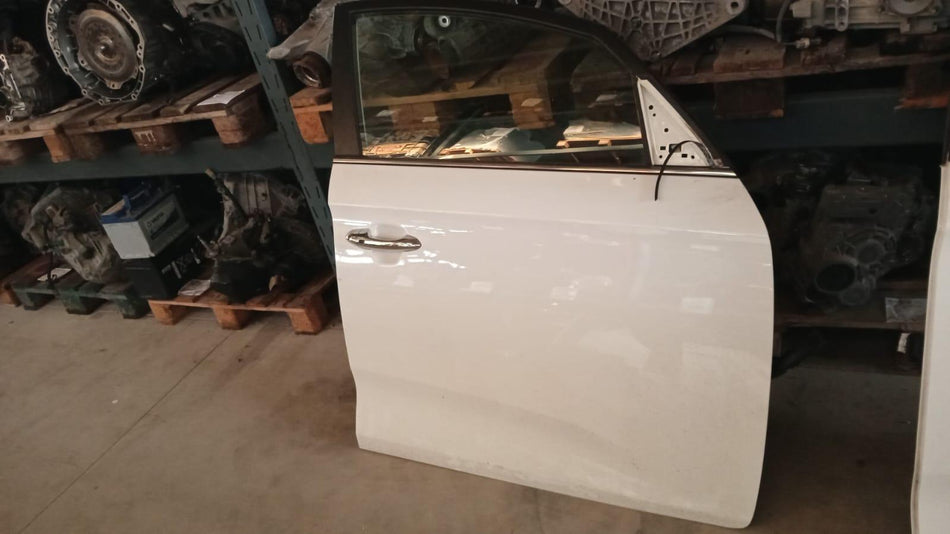 Portiera anteriore Destra KIA Carens Serie (13>18)