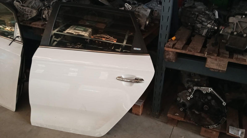 Portiera Posteriore Sinistra KIA Carens Serie (13>18)