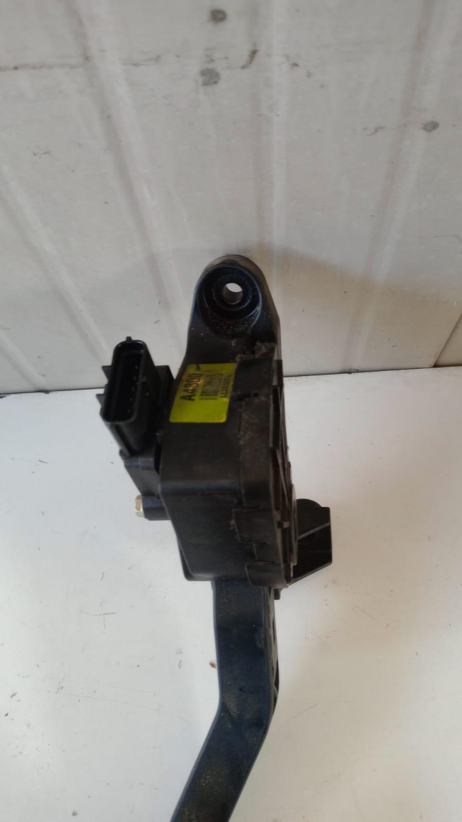 Pedale acceleratore KIA Carens Serie (13>18)