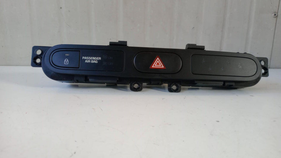 Pulsantiera Anteriore Destra KIA Carens Serie (13>18)