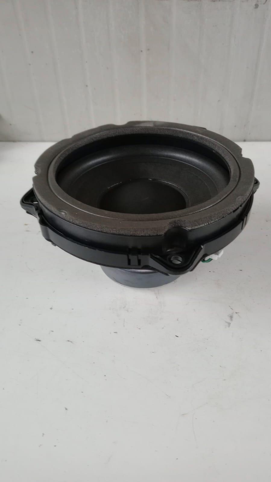 Subwoofer KIA Soul Serie