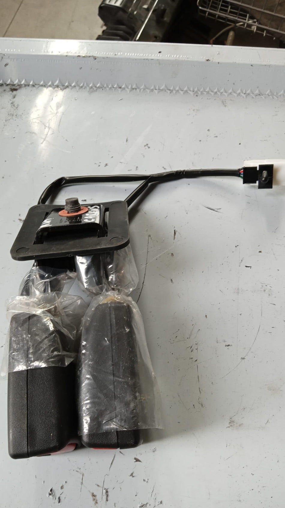 Aggancio cintura di sicurezza posteriore KIA Carens Serie (13>18)