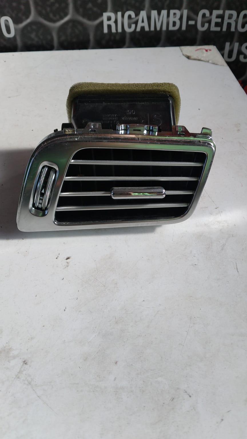 Bocchetta aria cruscotto DX MERCEDES CLS W218