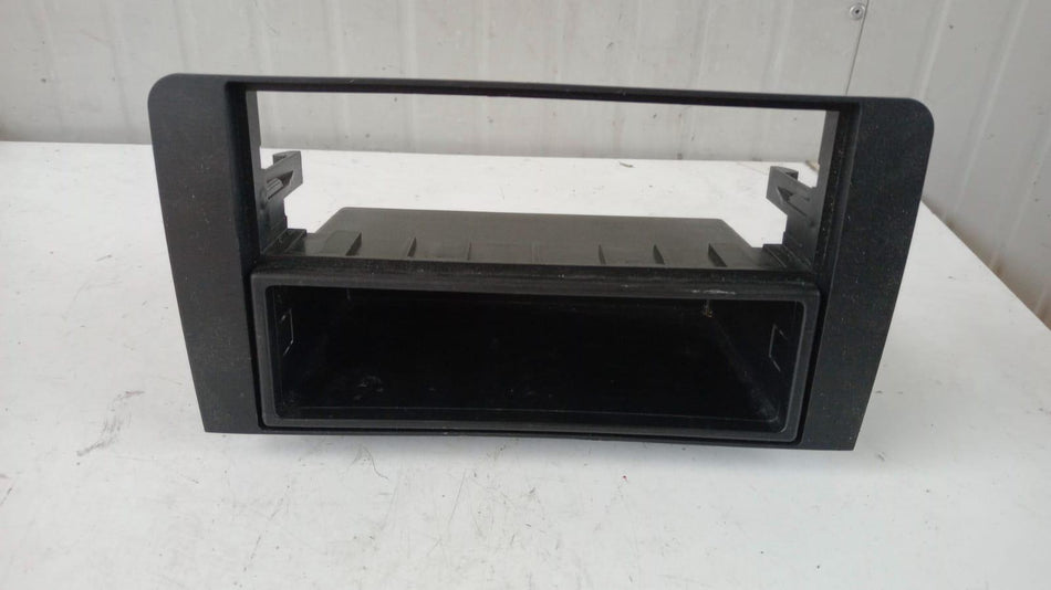 Mascherina anteriore AUDI A3 Serie (8P1) (08>12)