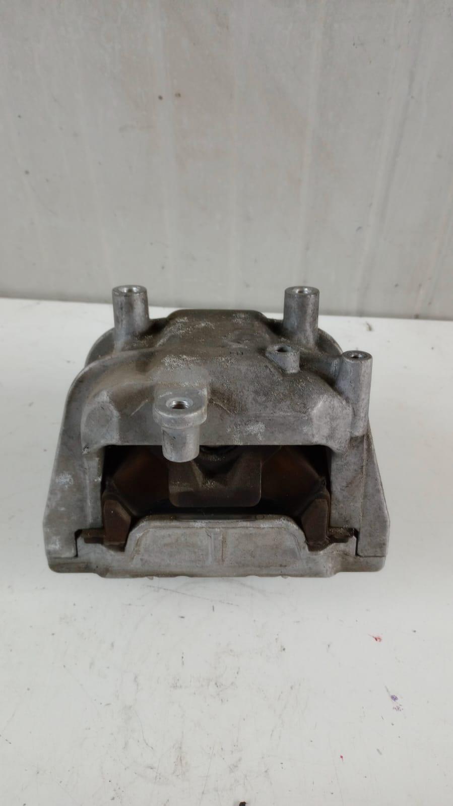 Supporto motore AUDI A3 Serie (8P1) (08>12)