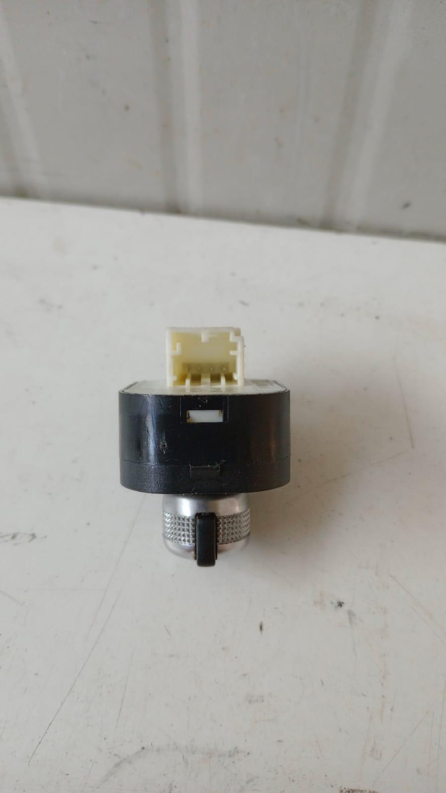 Regolatore specchietti retrovisori AUDI A3 Serie (8P1) (08>12)