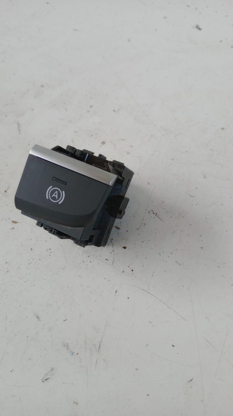 Pulsante freno di stazionamento AUDI A3 RS3 Serie (8V) (12>20)