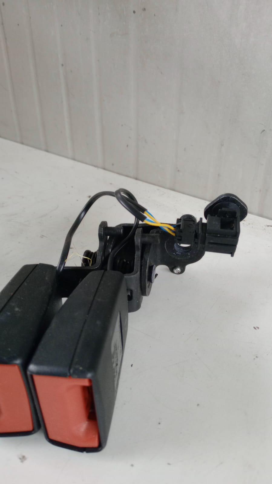 Aggancio cintura di sicurezza posteriore AUDI A3 RS3 Serie (8V) (12>20)