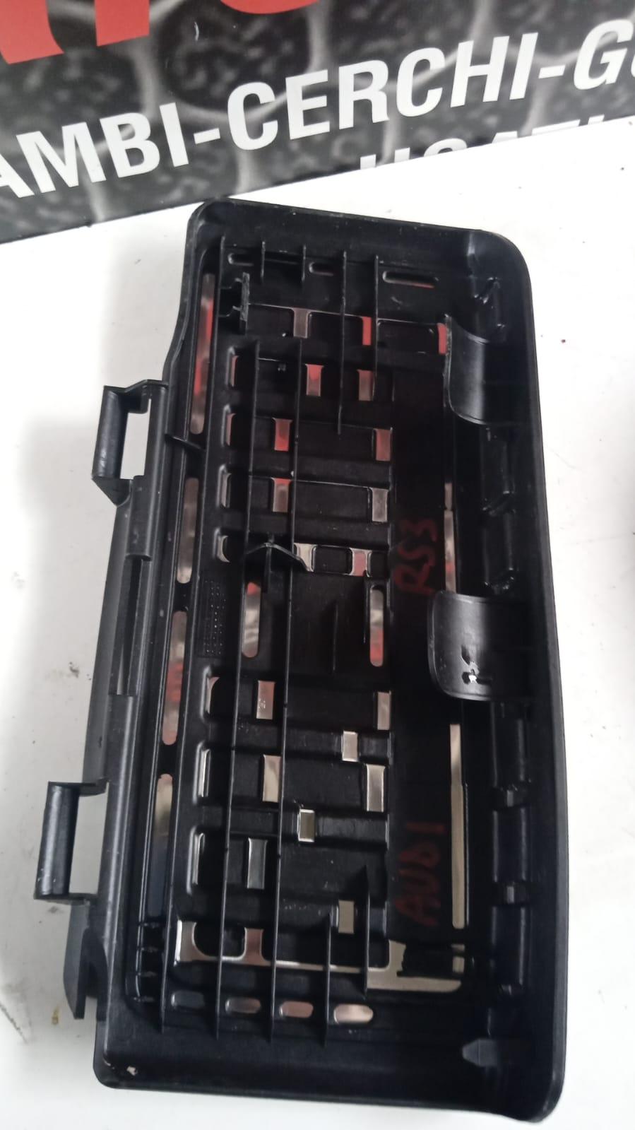 Poggiapiede AUDI A3 RS3 Serie (8V) (12>20)