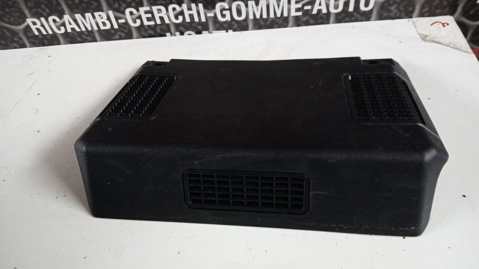 Copertura Amplificatore AUDI A3 RS3 Serie (8V) (12>20)
