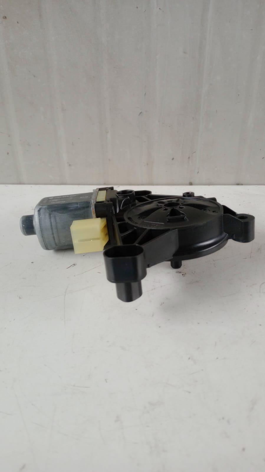 Motorino Alzavetro Posteriore Sinistro AUDI A3 RS3 Serie (8Y) (19>)