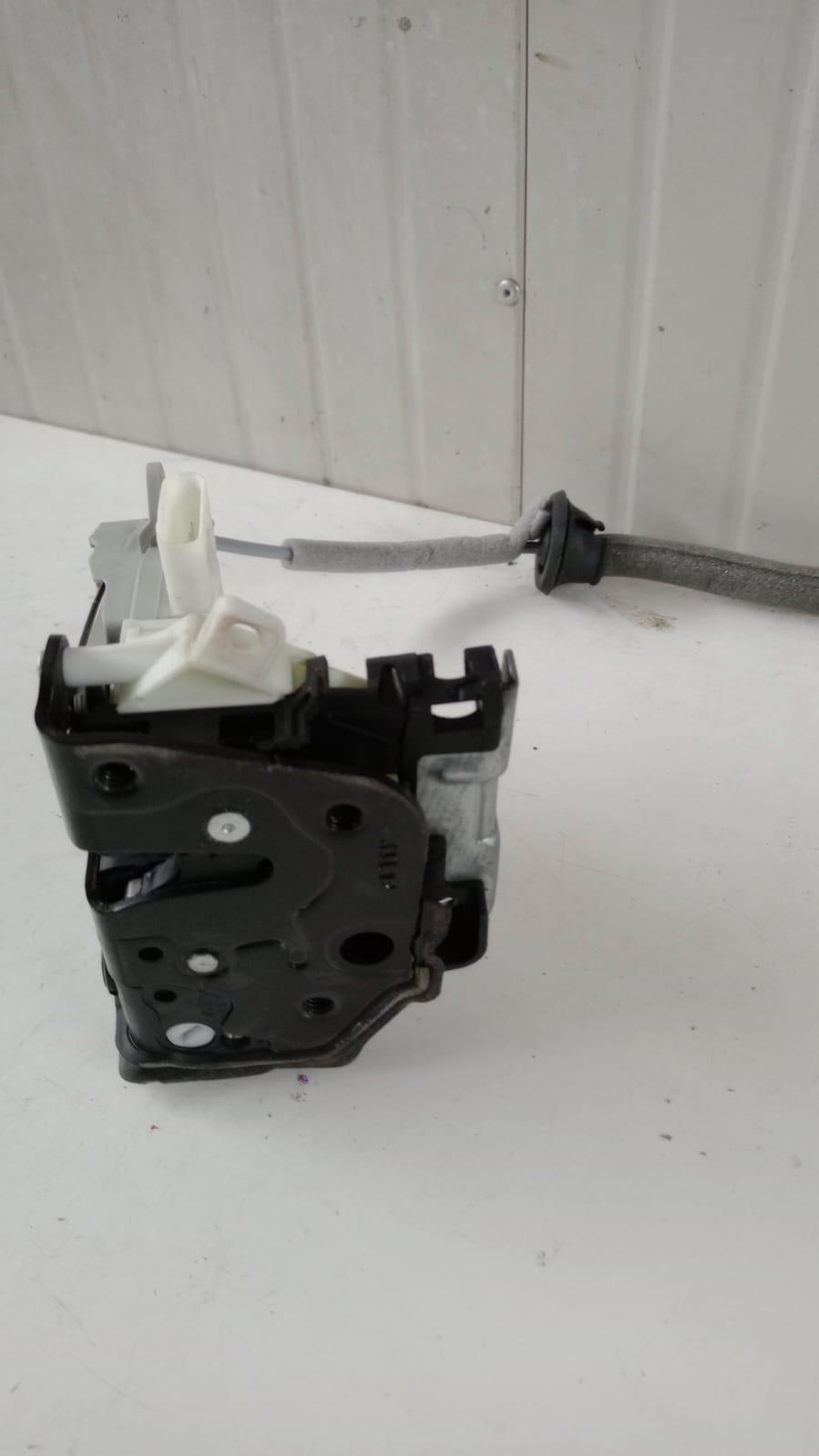 Serratura Posteriore Sinistra AUDI A3 RS3 Serie (8Y) (19>)