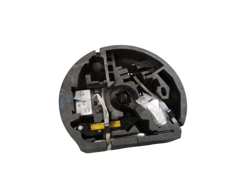 Kit attrezzi AUDI A3 Serie (8P1) (08>12)