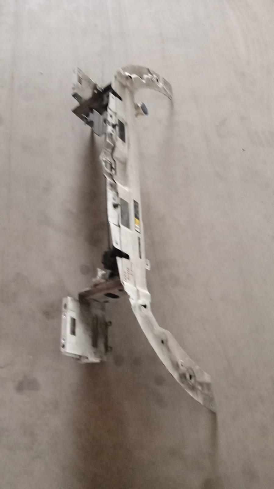 Traversa batticofano LAND ROVER Range Rover Evoque 1° Serie