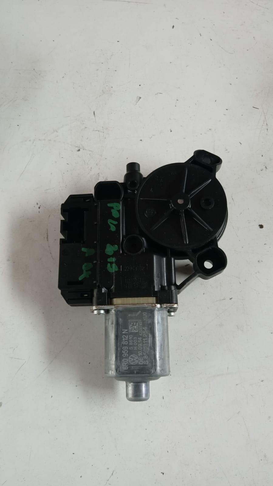 Motorino Alzavetro posteriore destra VOLKSWAGEN Polo 5° Serie