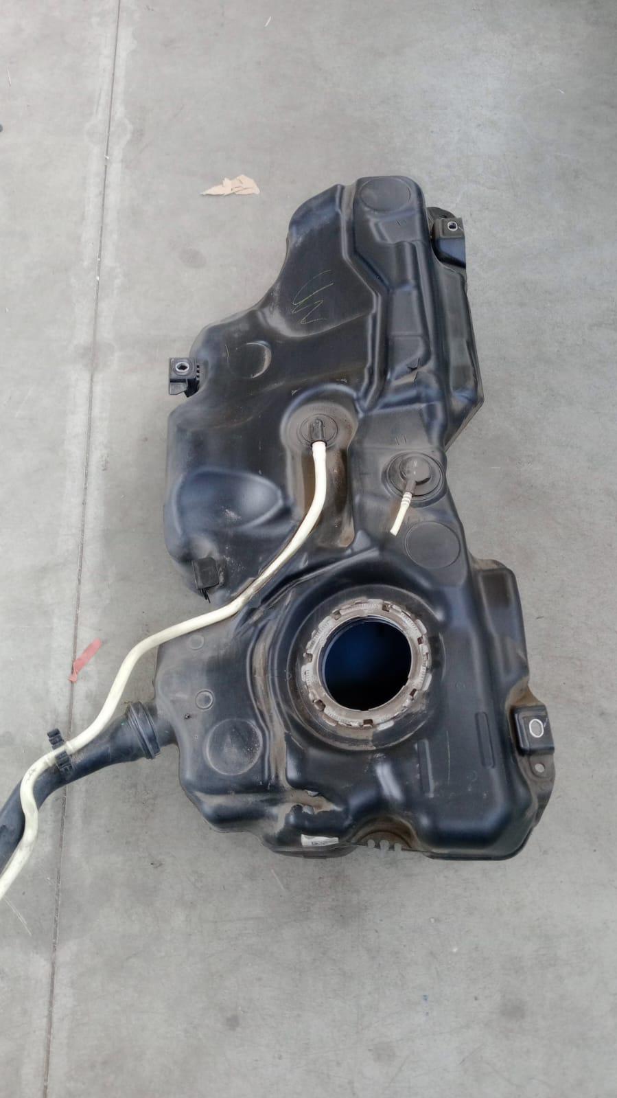 Serbatoio carburante VOLKSWAGEN Polo 6° Serie