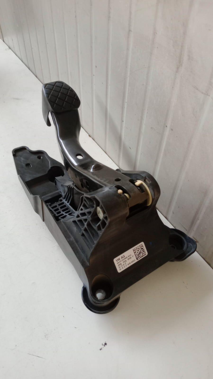 Pedale Freno VOLKSWAGEN Polo 6° Serie