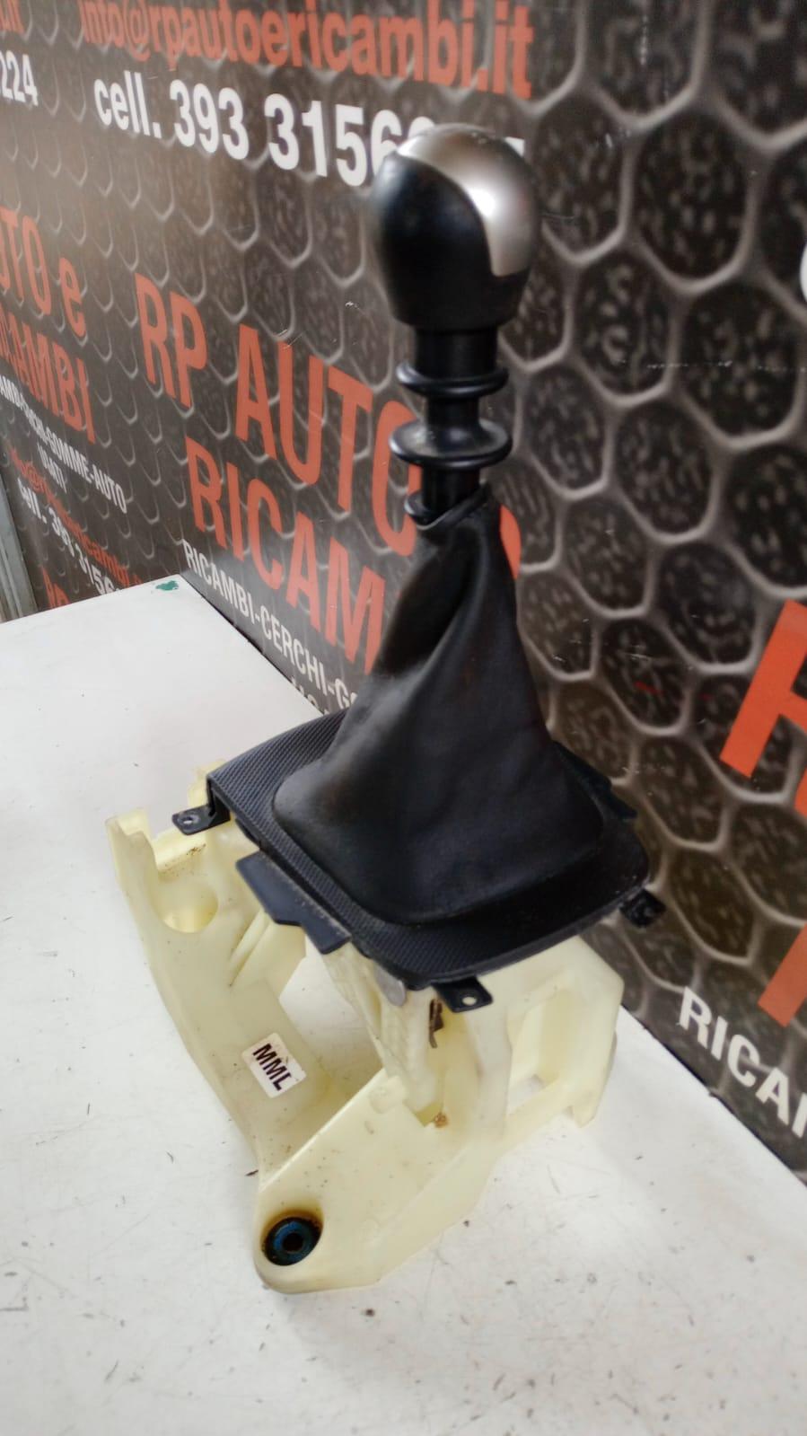 Leva cambio con pomello e cuffia SSANGYONG Korando 2° Serie