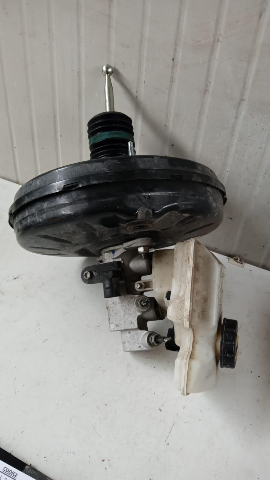 Pompa servofreno VOLKSWAGEN Polo 6° Serie