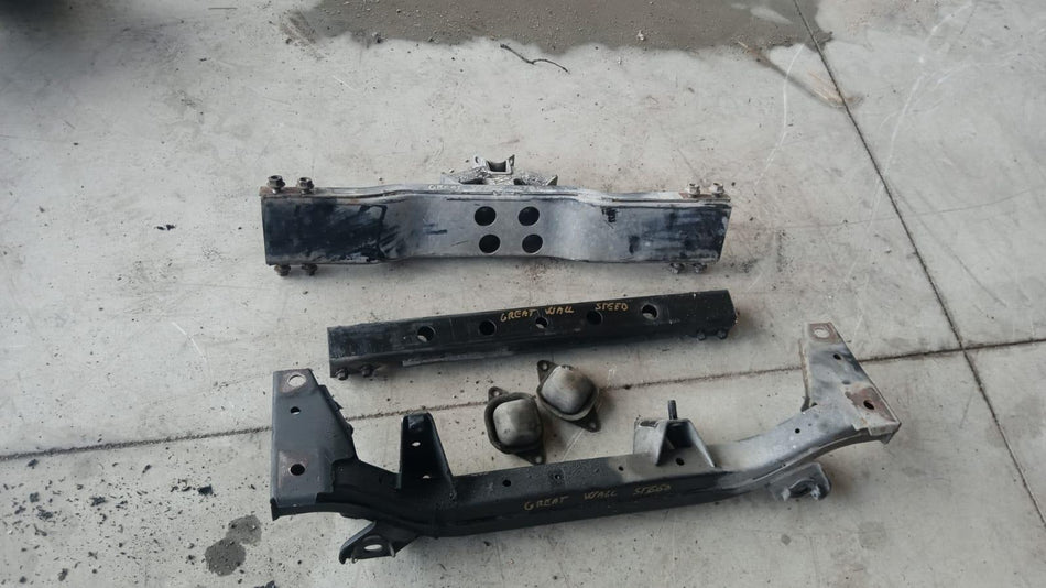 Traversa supporto assale anteriore GREAT WALL MOTOR Steed 1° Serie