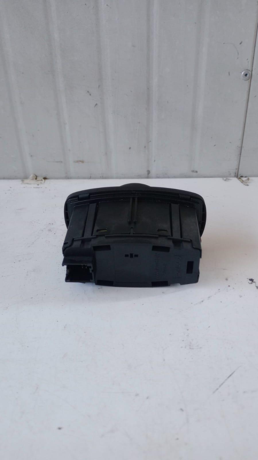 Interruttore comando luci FORD Fiesta 7° Serie