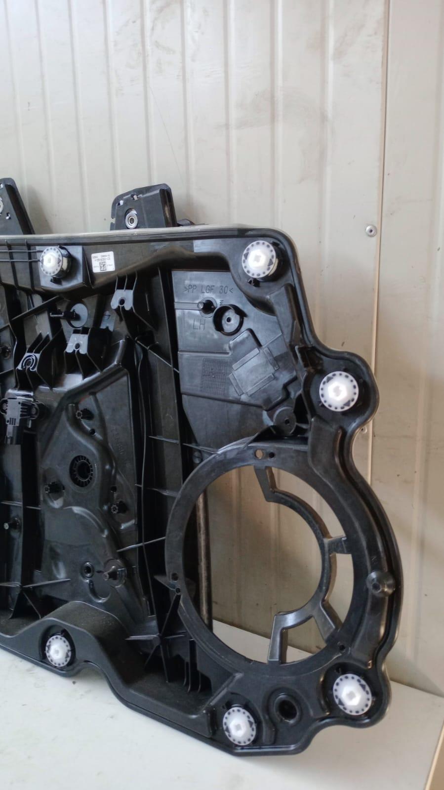 Meccanismo alzavetro Ant. SX FORD Fiesta 7° Serie