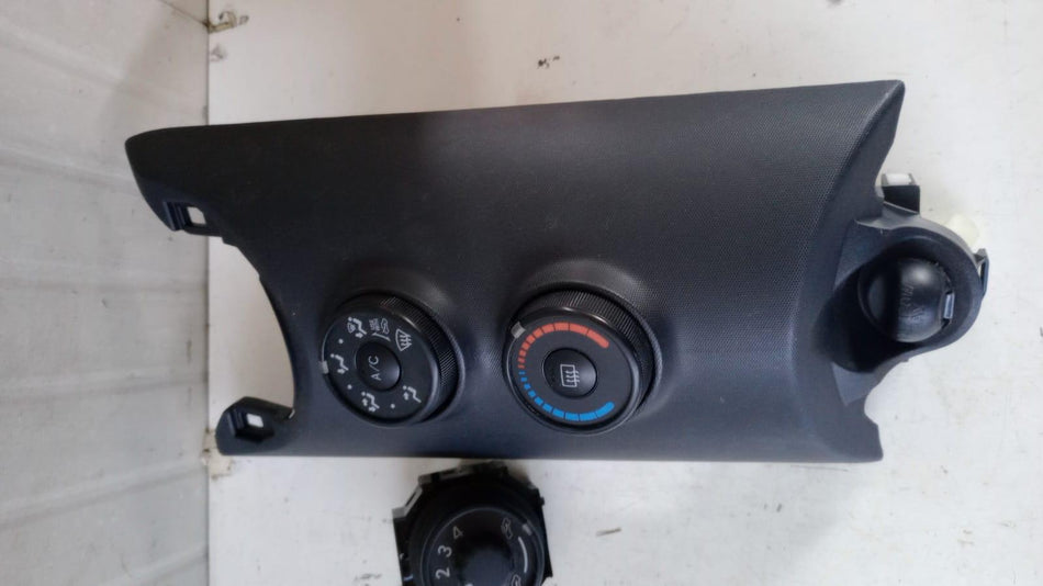 Comandi Clima TOYOTA IQ 1° Serie