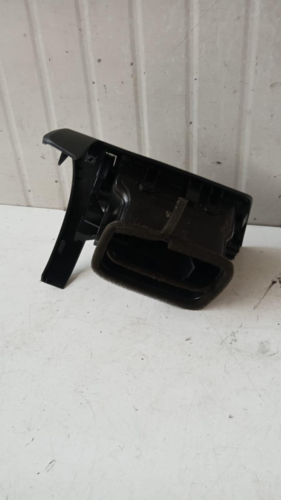 Bocchetta aria cruscotto DX TOYOTA IQ 1° Serie