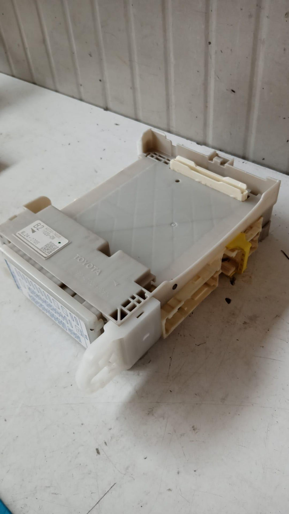 Scatola porta fusibili TOYOTA IQ 1° Serie