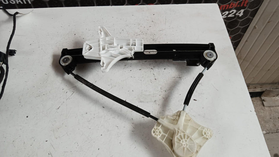 Meccanismo alzavetro Post. SX VOLKSWAGEN Polo 6° Serie