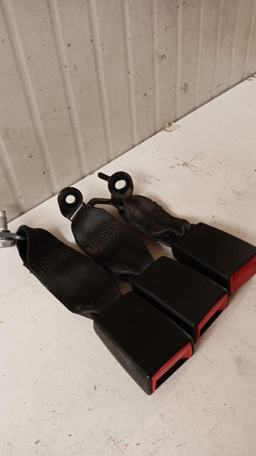 Aggancio cintura di sicurezza posteriore CITROEN C3 Serie (09>15)