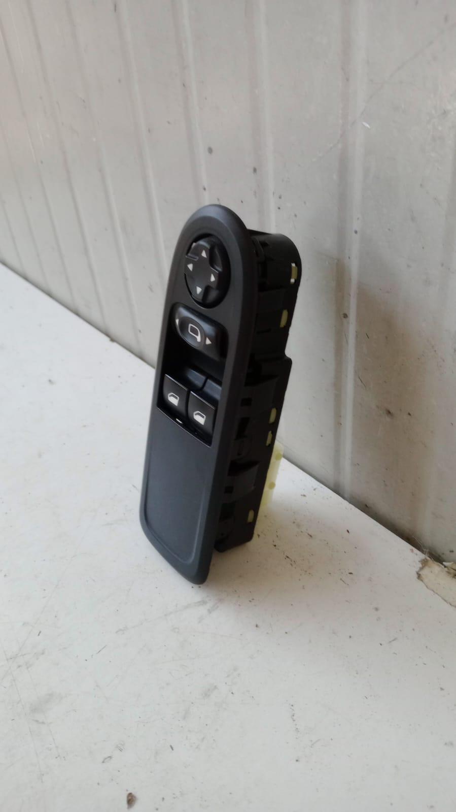 Pulsantiera Anteriore Sinistra CITROEN C3 Serie (09>15)