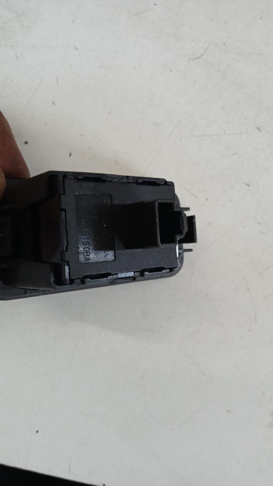 Pulsantiera Posteriore Destra DR 4.0 Serie (21>)