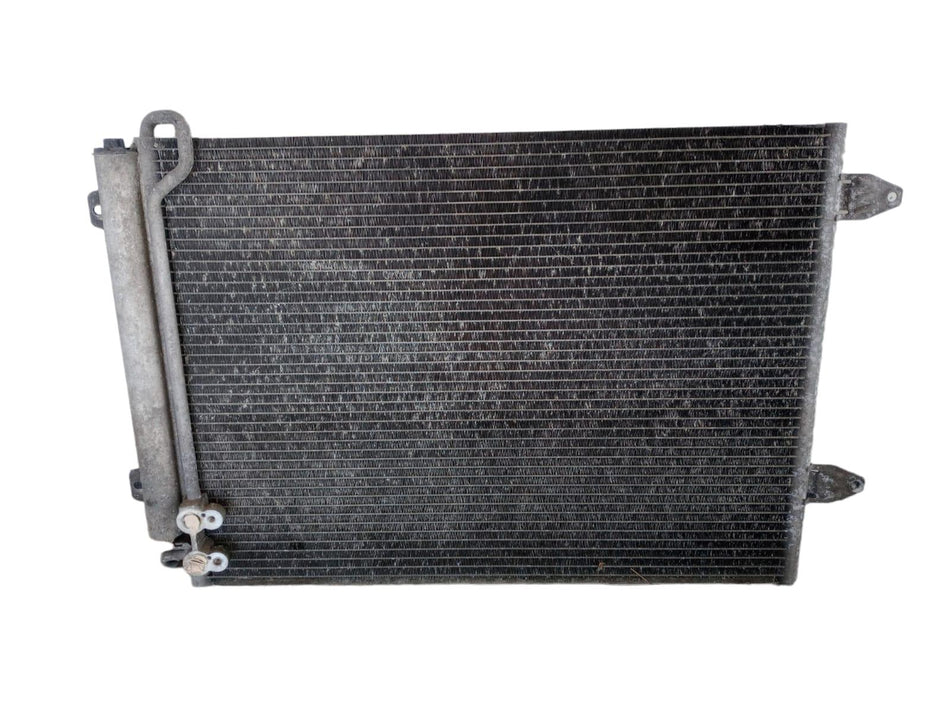 Radiatore A/C VOLKSWAGEN Passat Berlina 4° Serie