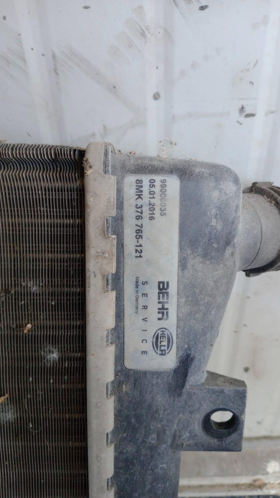 Radiatore acqua VOLKSWAGEN Caddy 3° Serie
