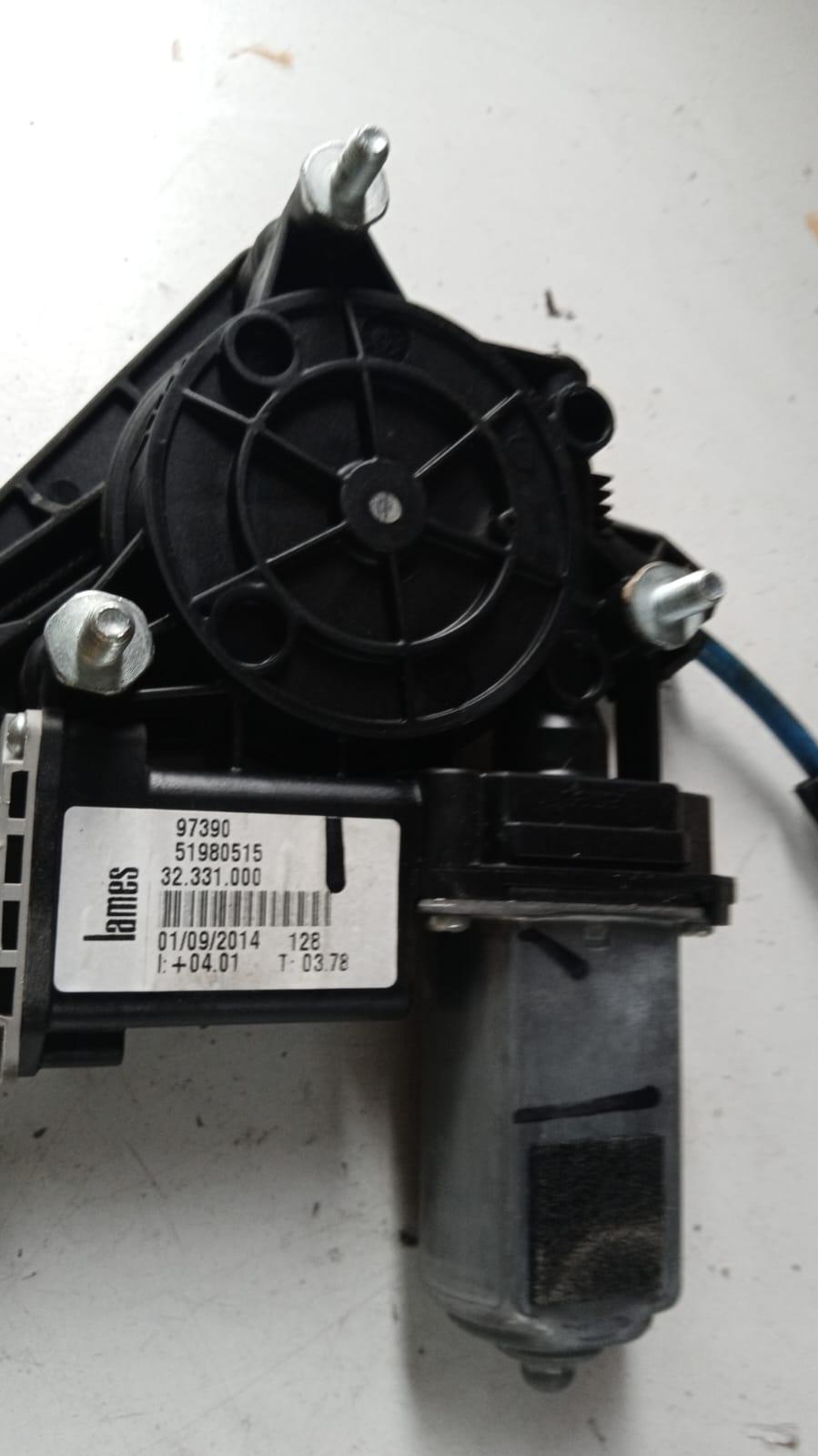 Meccanismo alzavetro Post. DX FIAT 500 L Serie (351_352) (12>)