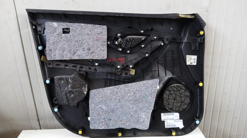 Pannello anteriore destro HYUNDAI iX20 Serie (10>19)
